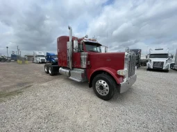 Used 2015 Peterbilt 389 Sleeper in Houston Texas