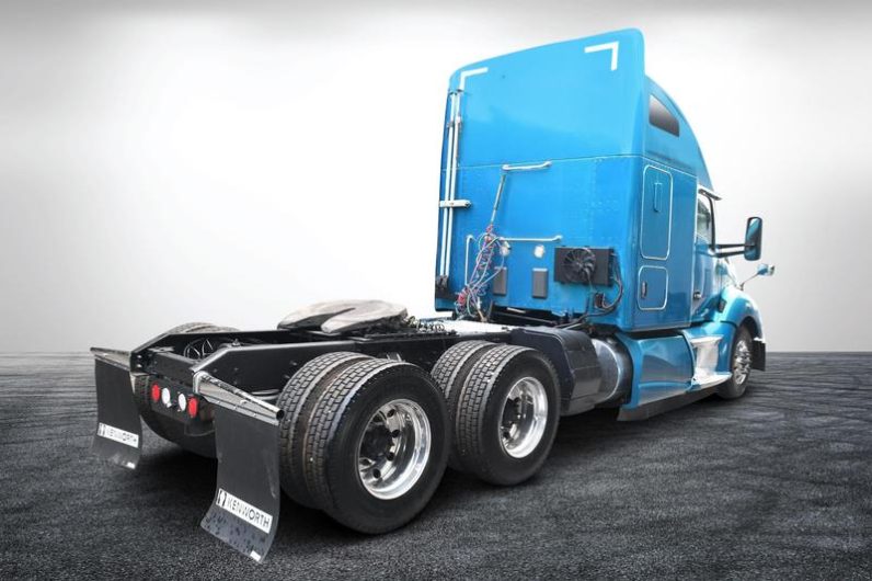 
								Used 2017 Kenworth T600 Sleeper in Miami Florida full									