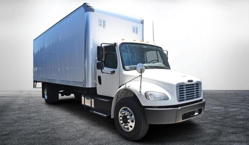 
								Used 2015 Freightliner M106 Box Truck in Miami Florida full									