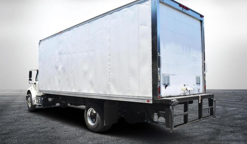 
								Used 2015 Freightliner M106 Box Truck in Miami Florida full									