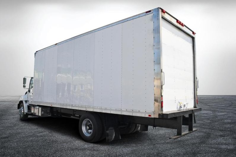 
								Used 2017 Hino 268 Box Truck in Miami Florida full									