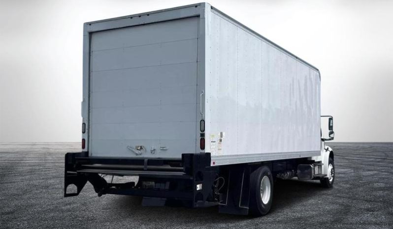 
								Used 2018 Freightliner M106 Box Truck in Miami Florida full									