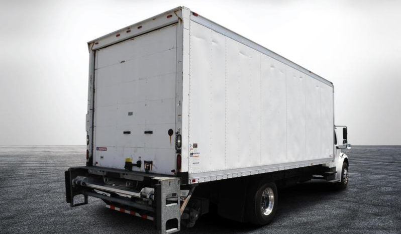 
								Used 2016 Freightliner M106 Box Truck in Miami Florida full									