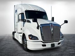 Used 2020 Kenworth T600 Sleeper in Miami Florida