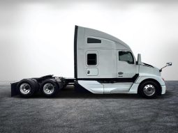 Used 2022 Kenworth T680 Sleeper in Miami Florida