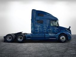 Used 2019 Volvo VNL Sleeper in Miami Florida