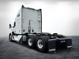 Used 2022 Kenworth T680 Sleeper in Miami Florida