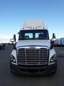 Used 2016 Freightliner Cascadia Day Cab in Shippensburg Pennsylvania