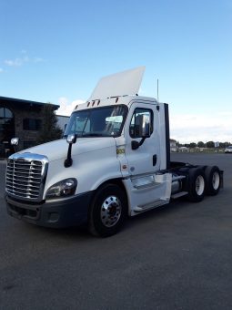 Used 2016 Freightliner Cascadia Day Cab in Shippensburg Pennsylvania