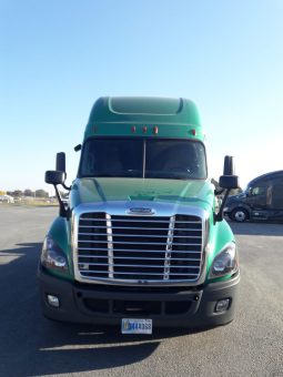 Used 2018 Freightliner Cascadia Sleeper in Shippensburg Pennsylvania