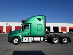 Used 2018 Freightliner Cascadia Sleeper in Shippensburg Pennsylvania