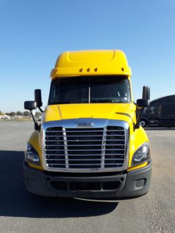 Used 2018 Freightliner Cascadia Sleeper in Shippensburg Pennsylvania