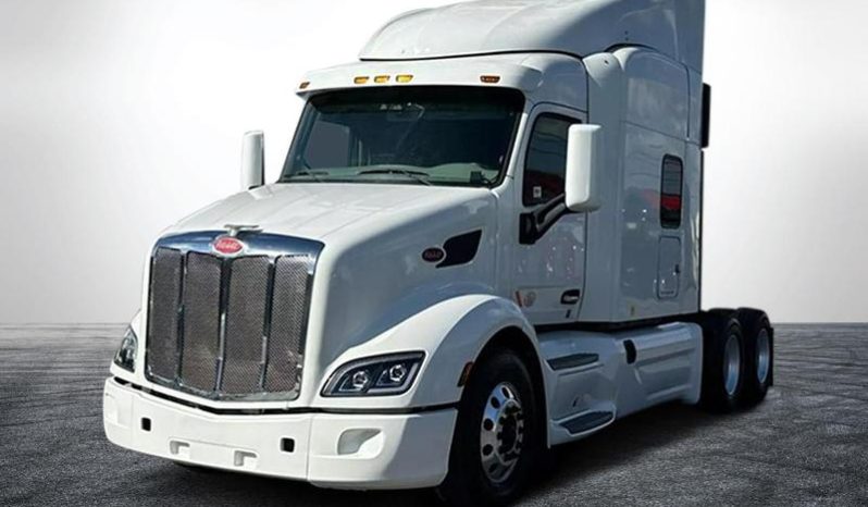 
								Used 2019 Peterbilt 579 Sleeper in Miami Florida full									