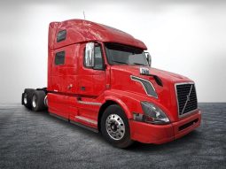 Used 2017 Volvo VNL Sleeper in Miami Florida