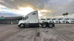 Used 2022 Kenworth Conventional 1 Sleeper in Miami Florida