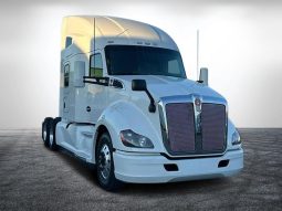 Used 2019 Kenworth T680 Sleeper in Miami Florida