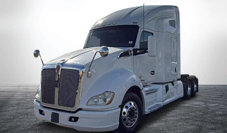 
								Used 2017 Kenworth T600 Sleeper in Miami Florida full									