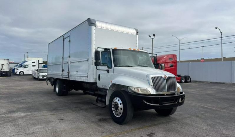 
								Used 2017 International 4300 Box Truck in Miami Florida full									