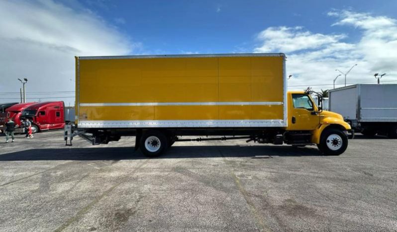 
								Used 2020 International MV607 Box Truck in Miami Florida full									