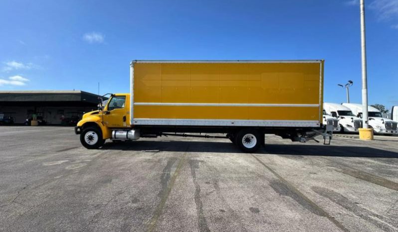 
								Used 2020 International MV607 Box Truck in Miami Florida full									