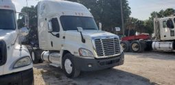 Used 2013 Freightliner Cascadia Sleeper in PALMDALE Florida