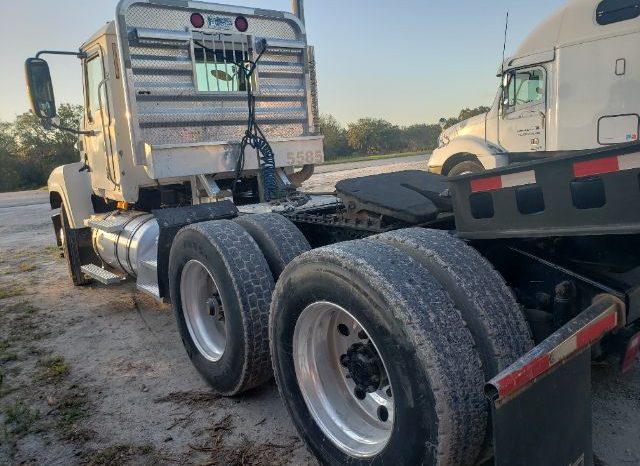 
								Used 2006 Mack CH600 Day Cab in PALMDALE Florida full									