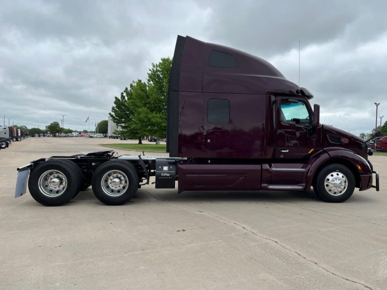 
								Used 2020 Peterbilt 579 Sleeper in Strafford Missouri full									