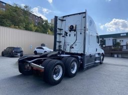 Used 2020 Freightliner Cascadia 126 Sleeper in North Bergen New Jersey