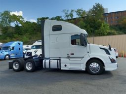 Used 2017 Volvo VNL64T670 Sleeper in North Bergen New Jersey