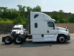 Used 2017 Freightliner Cascadia 125 Sleeper in North Bergen New Jersey