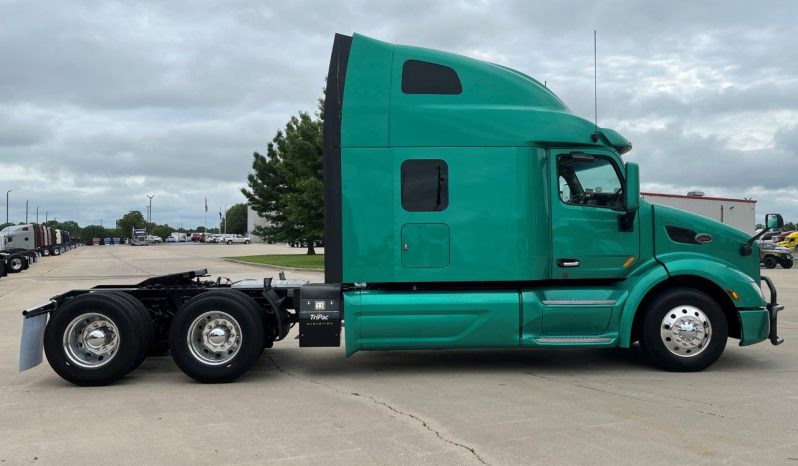 
								Used 2021 Peterbilt 579 Sleeper in Strafford Missouri full									