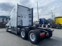 Used 2020 Freightliner Cascadia 126 Sleeper in North Bergen New Jersey