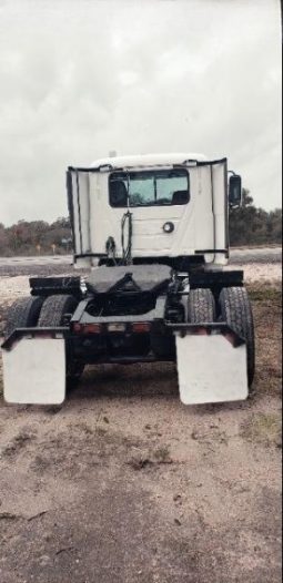 Used 2015 Mack SINGLE AXLE Day Cab in PALMDALE Florida