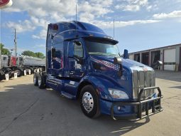 Used 2021 Peterbilt 579 Sleeper in Lowell Arkansas