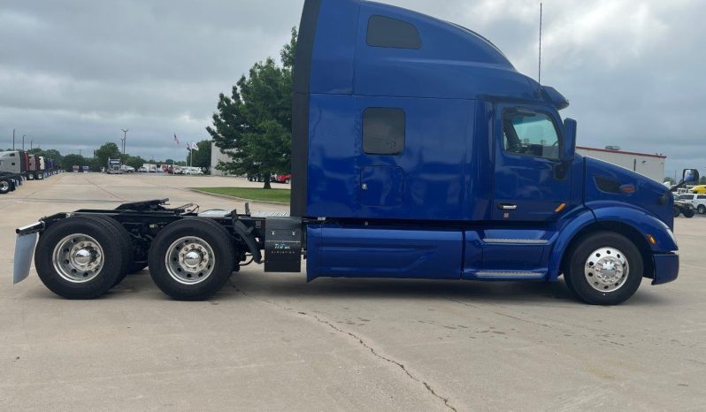 
								Used 2021 Peterbilt 579 Sleeper in Strafford Missouri full									