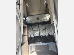 Used 2017 Freightliner Cascadia Sleeper in Houston Texas