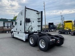 Used 2019 Freightliner Cascadia 126 Sleeper in North Bergen New Jersey