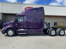 Used 2021 Peterbilt 579 Sleeper in Jeffersonville Indiana