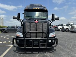 Used 2021 Peterbilt 579 Sleeper in Sauget Illinois