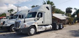 Used 2013 Freightliner Cascadia Sleeper in PALMDALE Florida