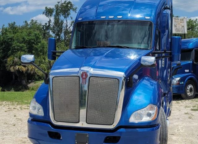 
								Used 2018 Kenworth T680 Sleeper in PALMDALE Florida full									