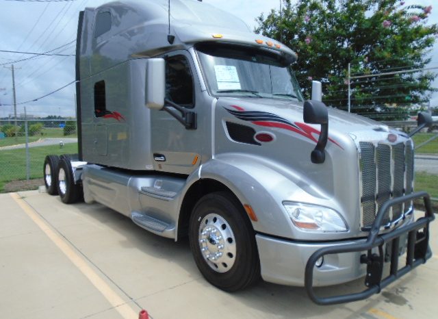 
								Used 2021 Peterbilt 579 Sleeper in Greensboro North Carolina full									