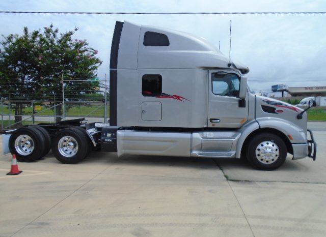 
								Used 2021 Peterbilt 579 Sleeper in Greensboro North Carolina full									