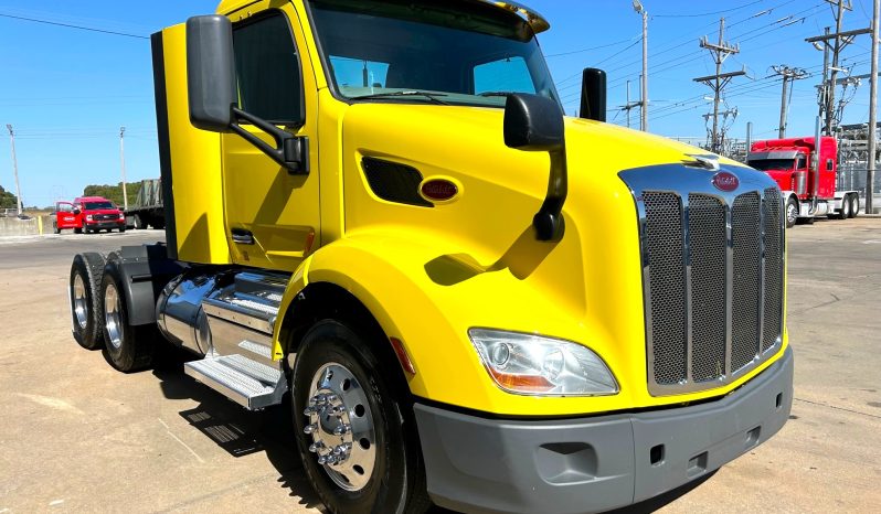 
								Used 2021 Peterbilt 579 Day Cab in Joplin Missouri full									