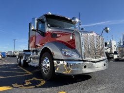 Used 2015 Peterbilt 579 Day Cab in Sauget Illinois