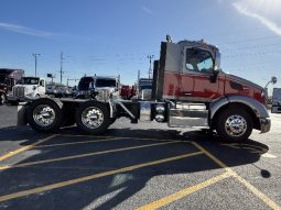 Used 2015 Peterbilt 579 Day Cab in Sauget Illinois