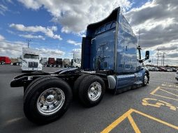 Used 2019 Peterbilt 579 Sleeper in Sauget Illinois