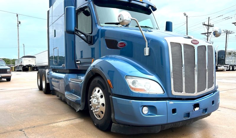 
								Used 2020 Peterbilt 579 Sleeper in Joplin Missouri full									