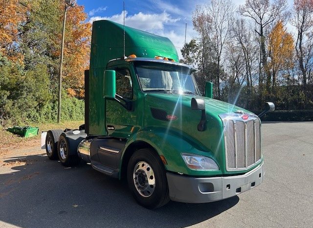 
								Used 2019 Peterbilt 579 Day Cab in Charlotte North Carolina full									