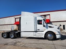 Used 2018 Peterbilt 579 Sleeper in O’Fallon Missouri